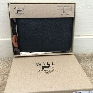 New in Box Men's Black Leather Bifold Wallet